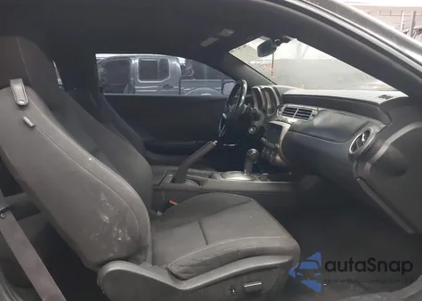 2014 Chevrolet Camaro 1Ss from USA, damaged, VIN 2G1FJ1EJ5E9300511